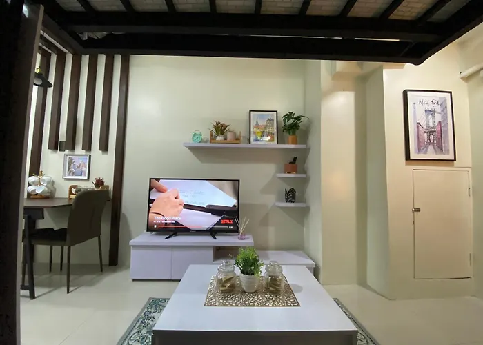 Chic Nook At Victoria Sports *
